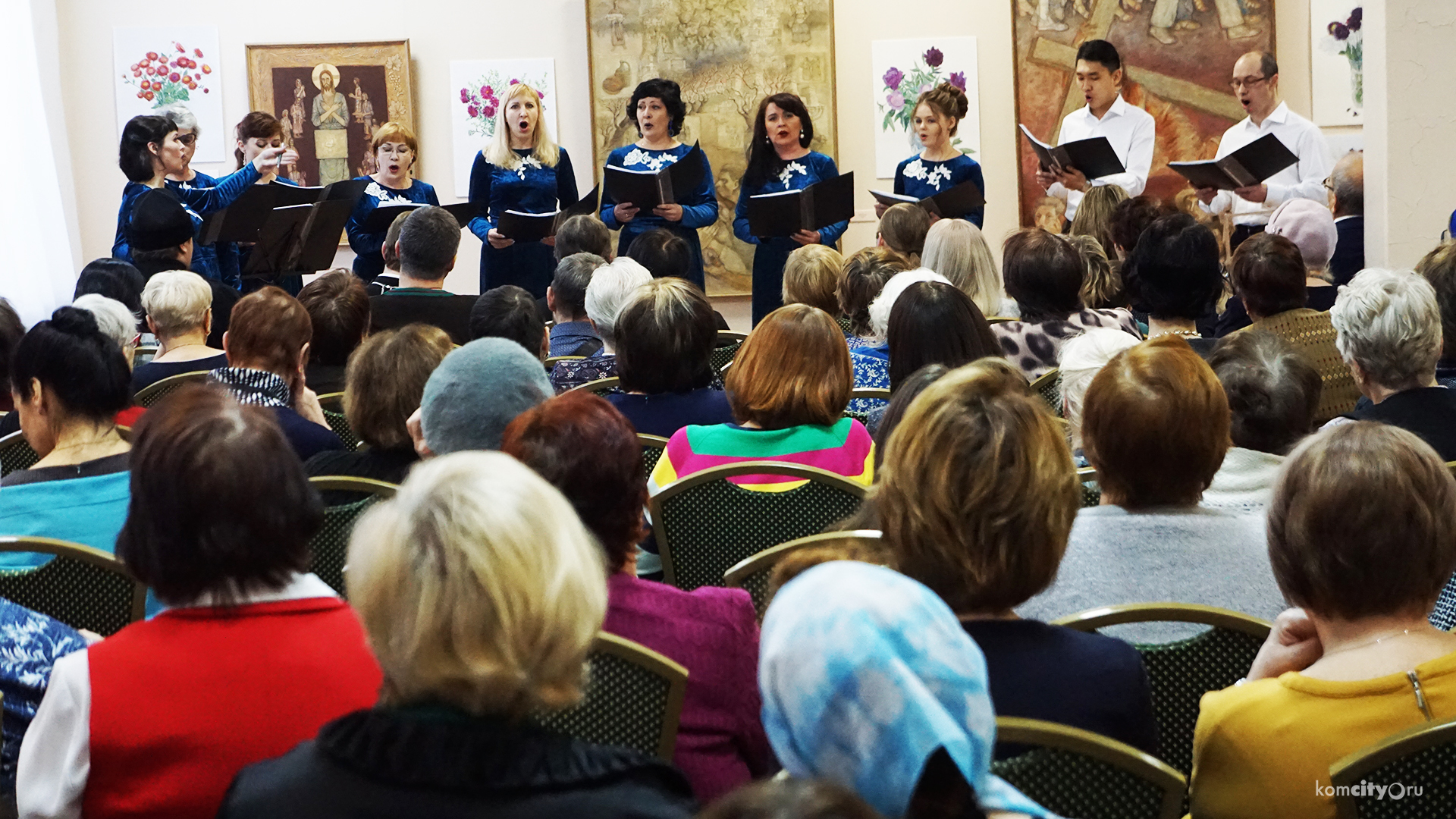 Концерт хора Казанского собора состоялся в Музее изобразительных искусств Комсомольска-на-Амуре