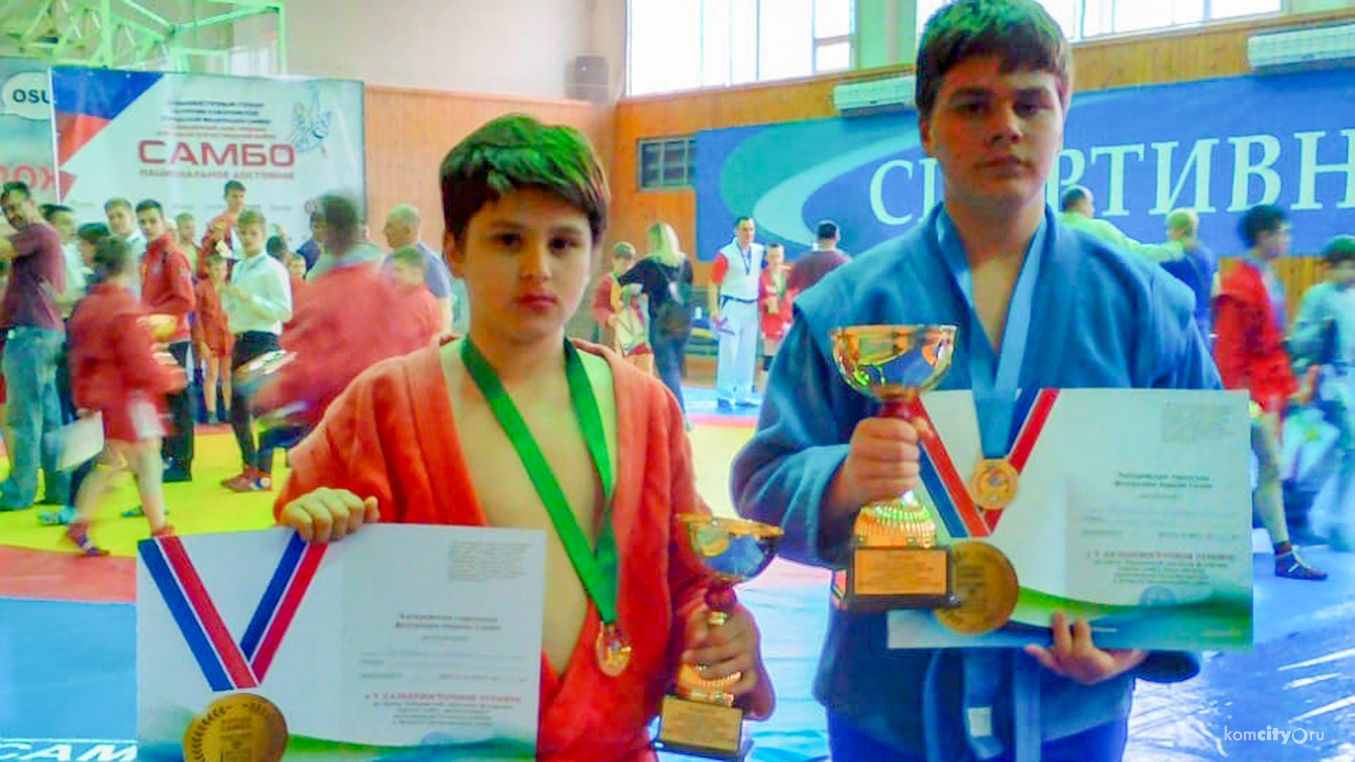 Две призовые награды завоевали самбисты из Комсомольска-на-Амуре на турнире в Хабаровске