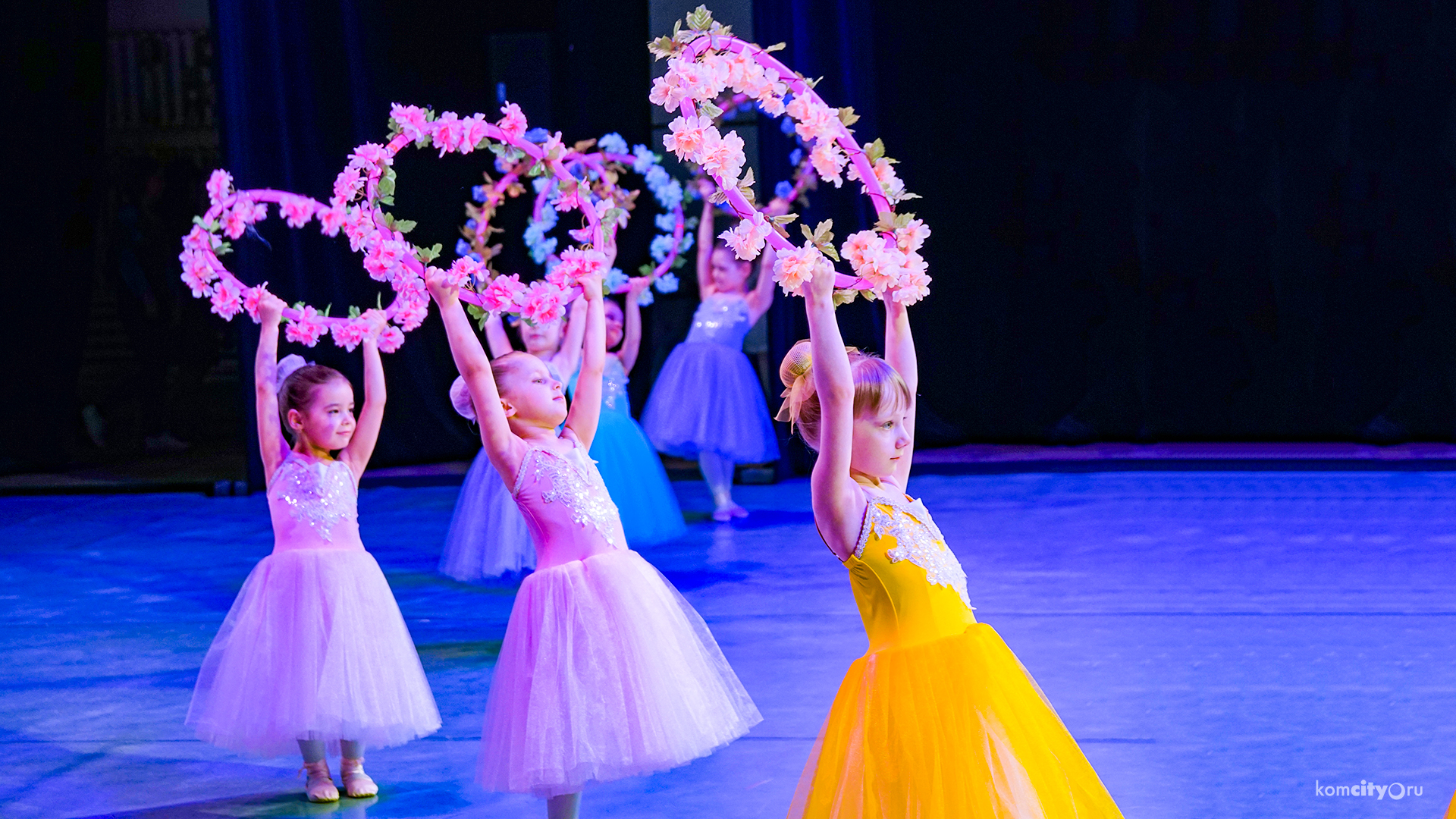 К волшебному миру балета прикоснулись зрители Комсомольска-на-Амуре на отчётном концерте студии «Balletin»