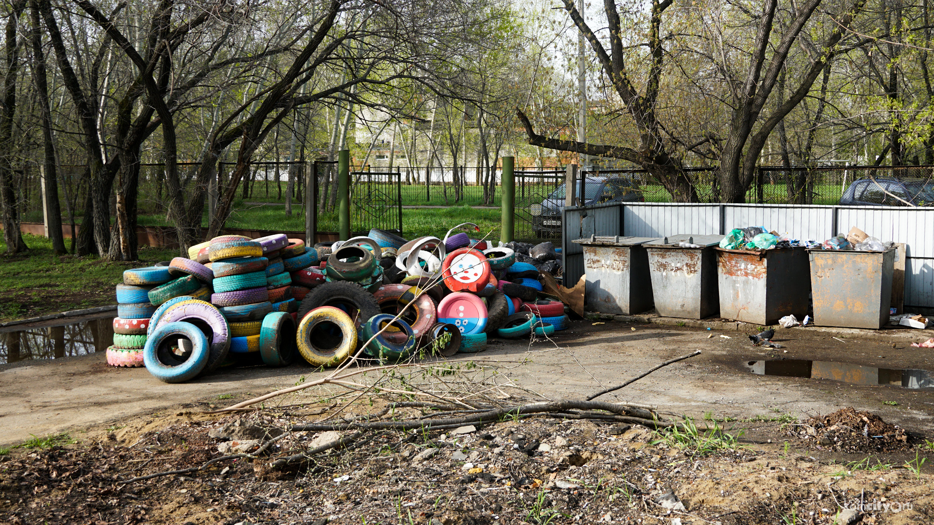 Четыре тысячи покрышек нужно вывезти с территории детских садов в Комсомольске-на-Амуре